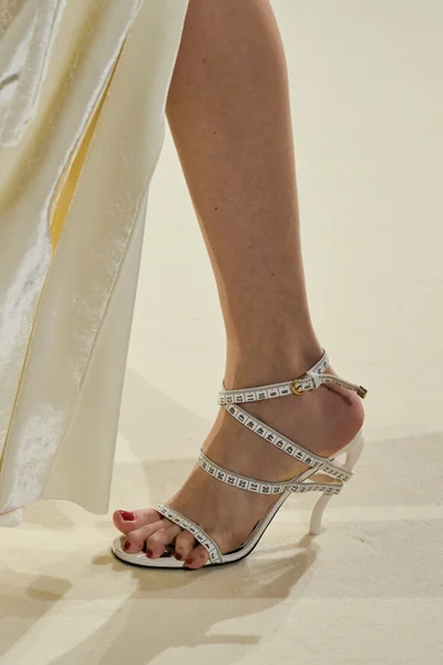 Look 101
